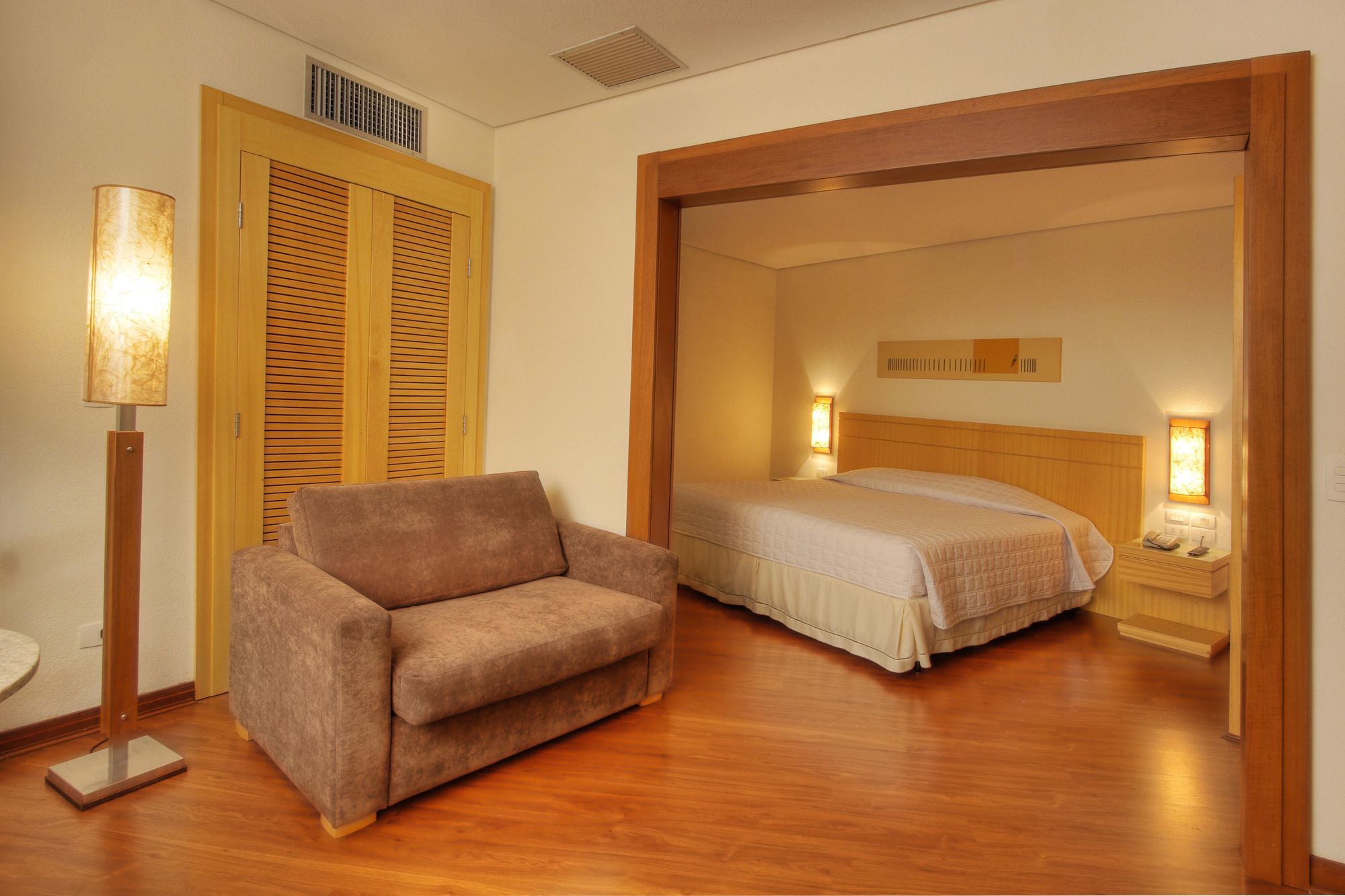 Bristol Brasil 500 Curitiba Batel Hotel Exterior photo